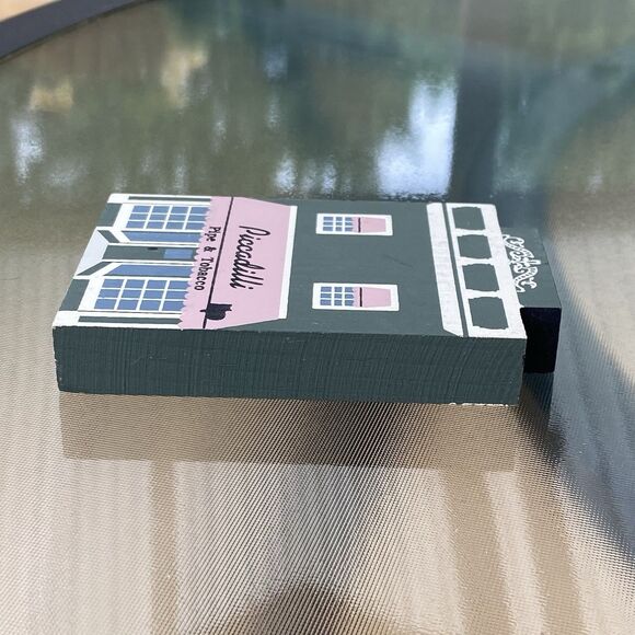 1990 The Cats Meow Series VIII Piccadilly Pipe & Tobacco Wooden Shelf Sitter... - Picture 6 of 6